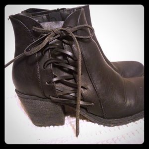 Black laced boots